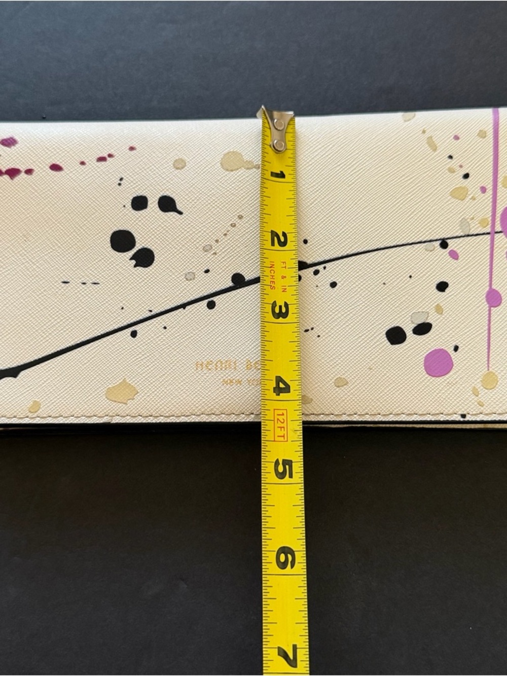 Henri Bendel West 57th Beige Splatter Paint Wallet Leather Zip Travel Slim - Picture 12 of 12